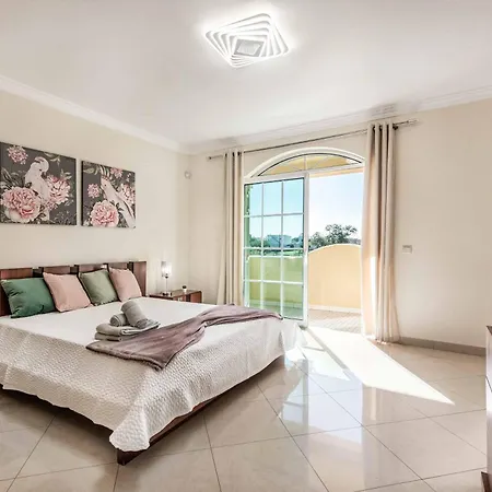 Caty Catarina Albufeira