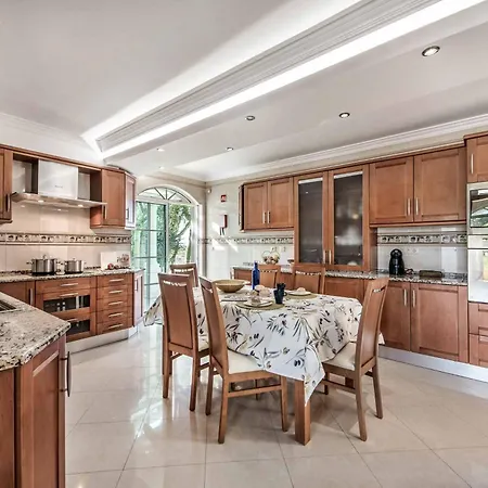 Caty Catarina * אלבופיירה